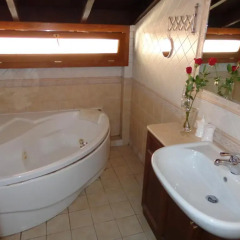 Отель Borgo Pio 91 5* Улучшенный номер с различными типами кроватей фото 4
