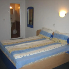 Отель Guest House Rai Стандартный номер с различными типами кроватей фото 2