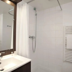 Отель Aparthotel Adagio access Paris Asnieres ванная фото 2