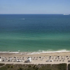 Отель Fontainebleau Miami Beach 4* Стандартный номер с различными типами кроватей фото 15