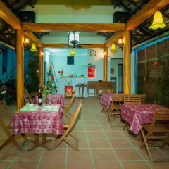Отель Carambola Homestay питание