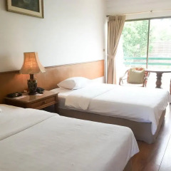 Sirin Hotel Hua Hin 3* Стандартный номер с различными типами кроватей