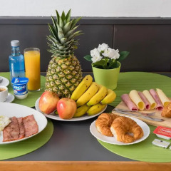 Отель Hostal Oliveta питание