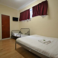 Barking Hotel комната для гостей фото 4
