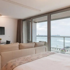 Апартаменты Oporto City Flats - Bartolomeu Apartments Sea View комната для гостей