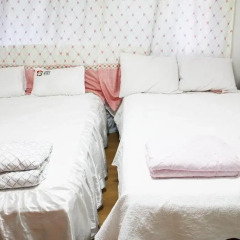 Отель artist77house 2* Стандартный номер с различными типами кроватей фото 3