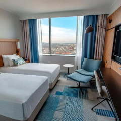 Отель Courtyard by Marriott Katowice City Center 4* Представительский номер с различными типами кроватей