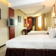 Celyn City Hotel 2* Номер Делюкс с различными типами кроватей фото 4