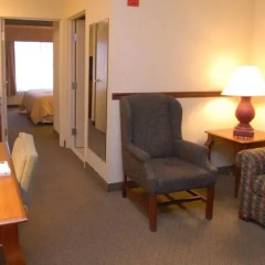 Отель Country Inn & Suites by Radisson, Newark Airport, NJ США, Элизабет - отзывы, цены и фото номеров - забронировать отель Country Inn & Suites by Radisson, Newark Airport, NJ онлайн удобства в номере фото 2