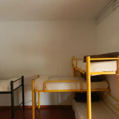 Отель Layos Hostel - Camp Испания, Лайос - отзывы, цены и фото номеров - забронировать отель Layos Hostel - Camp онлайн детские мероприятия фото 2