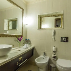 Grand Excelsior Hotel Deira ванная