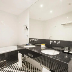 Отель Eurostars Danube Budapest 4* Улучшенный номер с различными типами кроватей