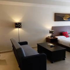 Отель Eagles Lodge Такоради комната для гостей фото 2