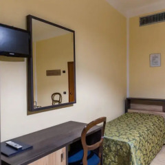 Hotel Basilea сейф в номере