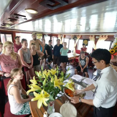 Отель Imperial Legend Cruise Halong Bay питание