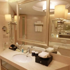 Baolilai International Hotel ванная фото 2