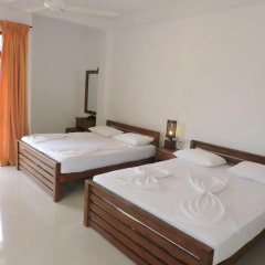 Отель Rajarata Lodge 3* Стандартный номер с различными типами кроватей