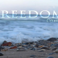Отель Freedom Camp пляж