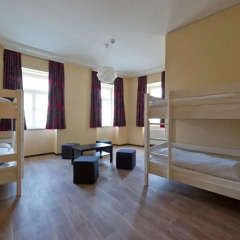 Отель wombat's CITY HOSTELS VIENNA - Naschmarkt Кровать в общем номере с двухъярусной кроватью фото 3