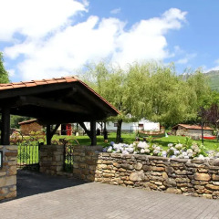 Отель Casa Rural Iratxeko Berea Вера-де-Бидасоа