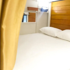 Отель Glur Bangkok Кровать в общем номере двухъярусные кровати фото 18