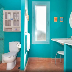 Отель Casas Bohemian Villa Roche Испания, Кониль-де-ла-Фронтера - отзывы, цены и фото номеров - забронировать отель Casas Bohemian Villa Roche онлайн ванная фото 2