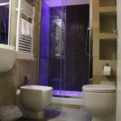 Отель Town House Spagna 3* Улучшенный номер с различными типами кроватей фото 32