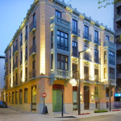 Отель Suites Gran Via 44 Apartahotel 4* Люкс с различными типами кроватей фото 8