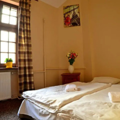 Отель The One Hostel Польша, Вроцлав - отзывы, цены и фото номеров - забронировать отель The One Hostel онлайн удобства в номере фото 2