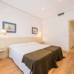 Отель Apartamentos Los Jerónimos комната для гостей