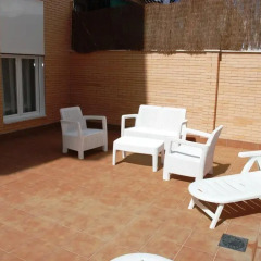 Отель Apartamentos El Capricho de Madrid бассейн