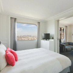 Отель Novotel Paris Centre Tour Eiffel 4* Представительский люкс с разными типами кроватей