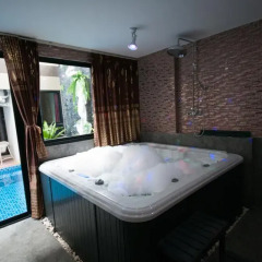 Отель The Pool Resort спа
