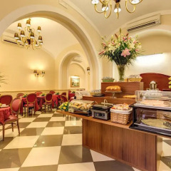 Hotel Contilia питание
