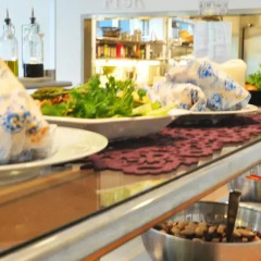 Sky Hotel Apartments, Stockholm гостиничный бар