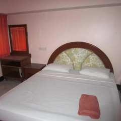 Отель AA Guesthouse @ Kho Pai Soi 4 комната для гостей