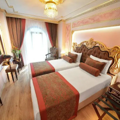 My Golden Hotel комната для гостей фото 7