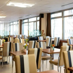 Hotel King's Court питание