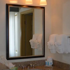 Отель Wyndham Garden Baton Rouge 3* Люкс повышенной комфортности с различными типами кроватей фото 3