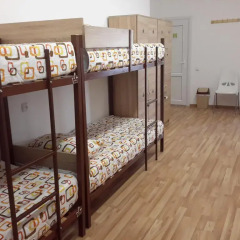 Отель Guest House West Yerevan Кровать в мужском общем номере двухъярусные кровати фото 3
