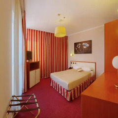 Best Western Plus Congress Hotel 4* Представительский номер двуспальная кровать