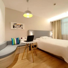 Отель Hanting Hotel Shenzhen Zhuzilin Китай, Шэньчжэнь - отзывы, цены и фото номеров - забронировать отель Hanting Hotel Shenzhen Zhuzilin онлайн комната для гостей фото 4