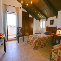 Отель Villas Dehesa Roche Viejo Испания, Кониль-де-ла-Фронтера - отзывы, цены и фото номеров - забронировать отель Villas Dehesa Roche Viejo онлайн комната для гостей фото 3