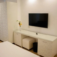 Hotel Luxury 4* Номер Делюкс с различными типами кроватей фото 13