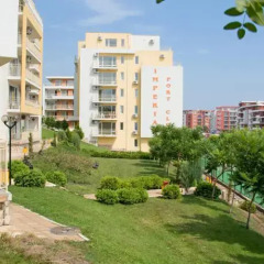 Апартаменты Crown and Imperial Fort Apartments