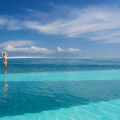 Отель Manava Suite Resort Tahiti пляж