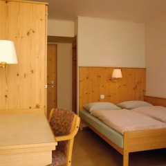 Youth Hostel Davos Стандартный номер с различными типами кроватей фото 3