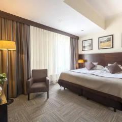 Europeum Hotel 3* Стандартный номер с двуспальной кроватью фото 17
