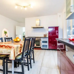Отель Komfort Design Wohnung Köln Кёльн питание