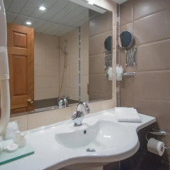 Hotel Burgas 4* Стандартный номер с различными типами кроватей фото 3